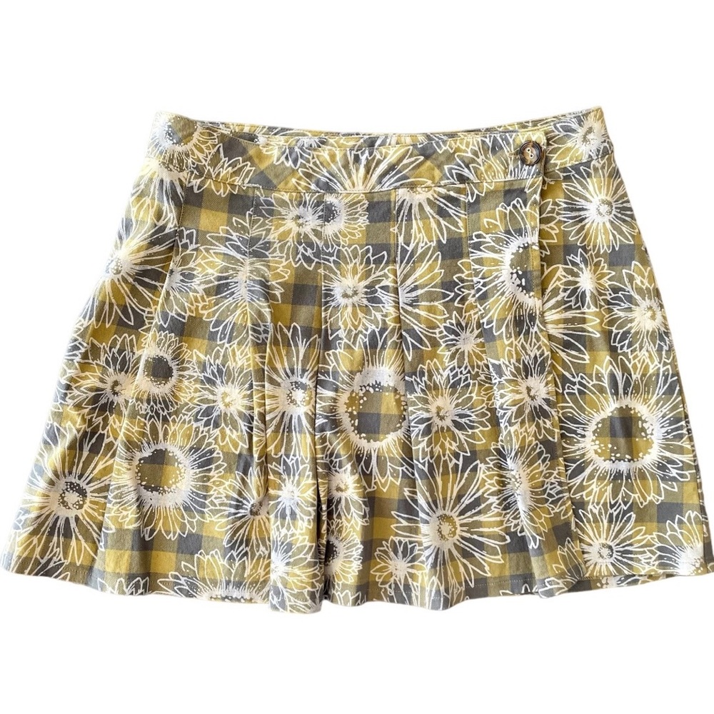 Urban Outfitters floral yellow plaid skirt with pleated front and 2 back pockets